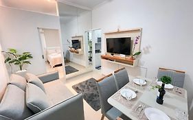 Beautiful Copacabana Beach House na Quadra da Praia
